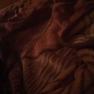 Meet your Posher, Premiere